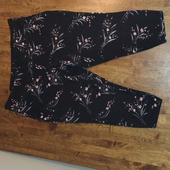 torrid Pants - Torrid Floral Leggings Pants 2X